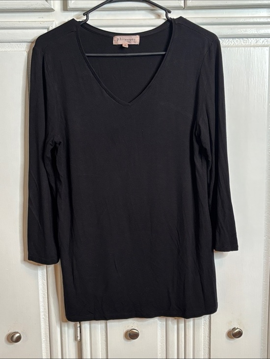 Philosophy Tops - Philosophy Black V-Neck 3/4 Sleeve Top